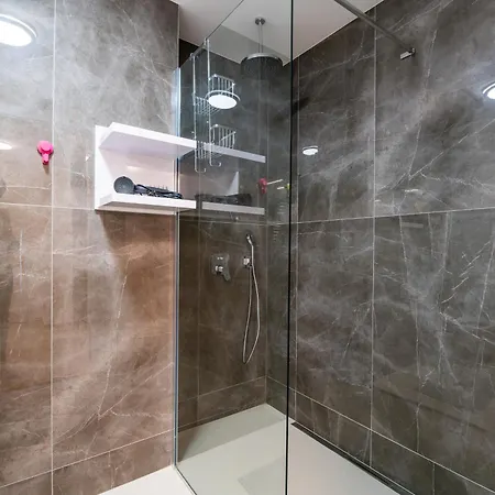 Checkbelgradeapartments - Colors Belgrad